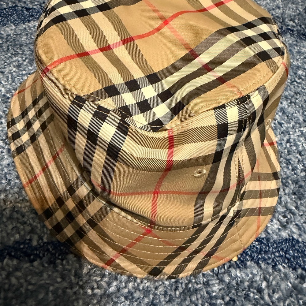 Burberry Plaid Bucket Hat - Picture 4 of 6